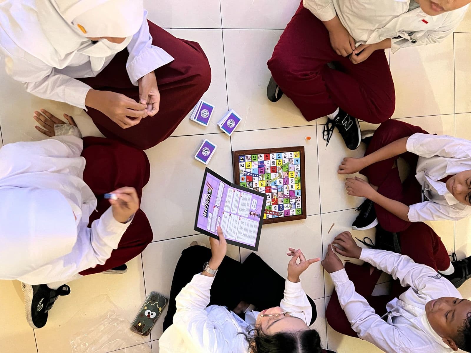 Peran Penerima Beasiswa Amartha Cendekia Dorong Tingkat Literasi Melalui Pendidikan Berbasis Komunitas