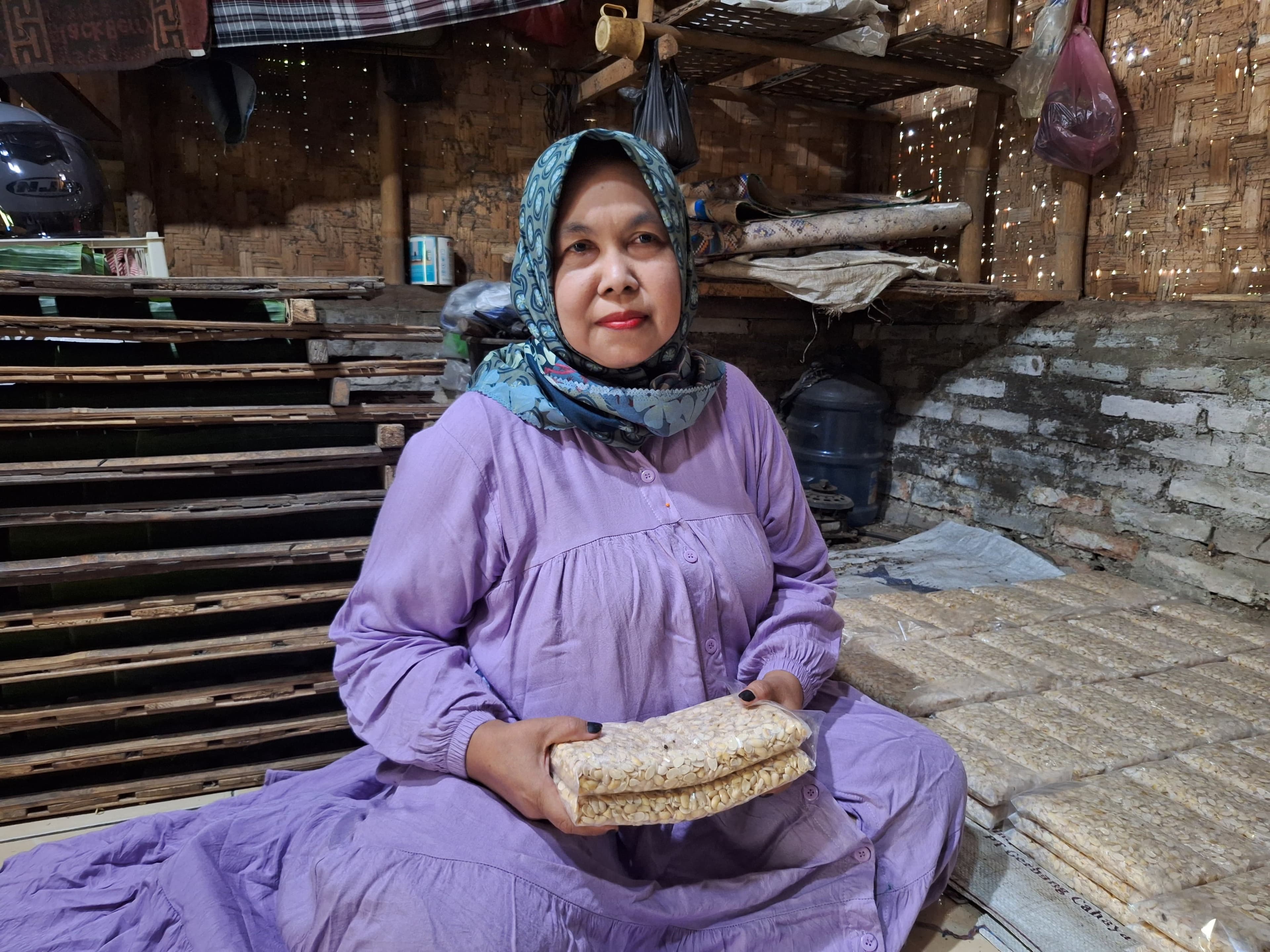 Produksi Tempe Rumahan Omset Hingga Belasan Juta Rupiah dari Usaha Selama 18 Tahun
