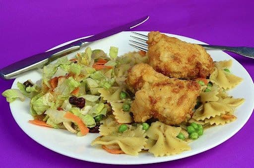 Dijamin Laris! Ini 9 Menu Warteg Kekinian