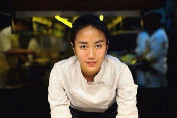 Harta, Tahta, Chef Renatta