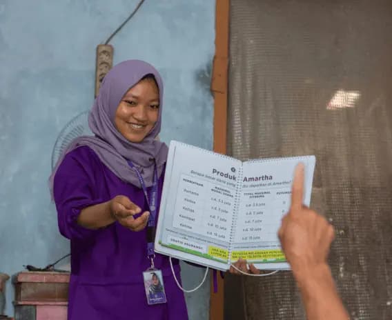 Benefits of working at Amartha