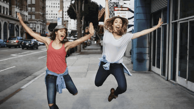 5 Cara Menghabiskan Uang Yang Bisa Membuatmu Lebih Bahagia