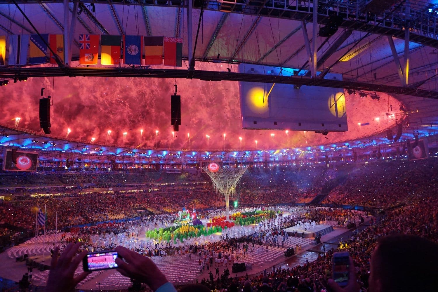 10 Stadion Terbesar di Indonesia, Mampu Tampung Ribuan Orang!