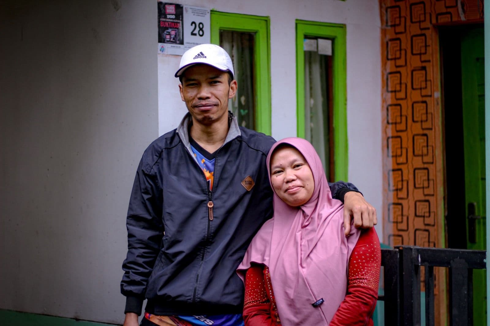 Beromset 100 Juta Per Bulan, Ini Kisah Lilis Bangun Rumah Impian dari Usaha Ternak Cacing