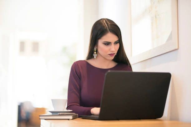 Baru Lulus Kuliah? Ini 5 Peluang Kerja S2 yang Paling Banyak Dicari