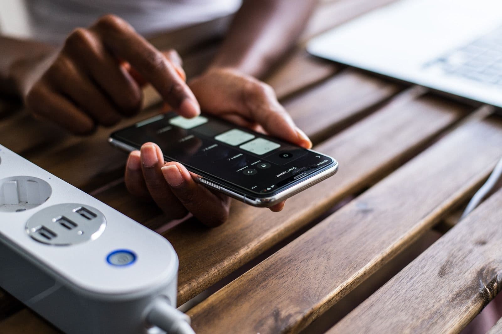 Tanpa Ribet! Cara Mengecek Tagihan Listrik PLN dengan Cepat dari HP