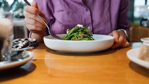 Ingin Buka Franchise Warteg? Ini Kelebihan dan Kekurangannya