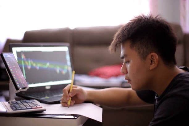Jangan Keliru! Ini Perbedaan Binary Option dan Trading Forex