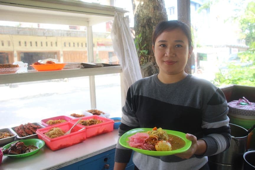 Jeli Melihat Peluang Bisnis Lontong Medan, Berhasil Membawa Rezeki