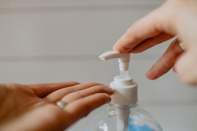 Kehabisan Stok, Begini Cara Buat Hand Sanitizer Sendiri di Rumah
