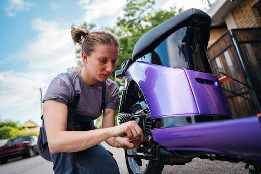 Mau Beli Motor Listrik? Ini Kelebihan dan Kekurangannya