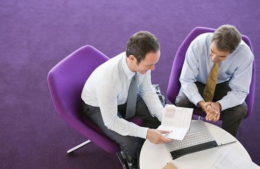 5 Tips Nego Naik Gaji ke Atasan. Dijamin Berhasil!